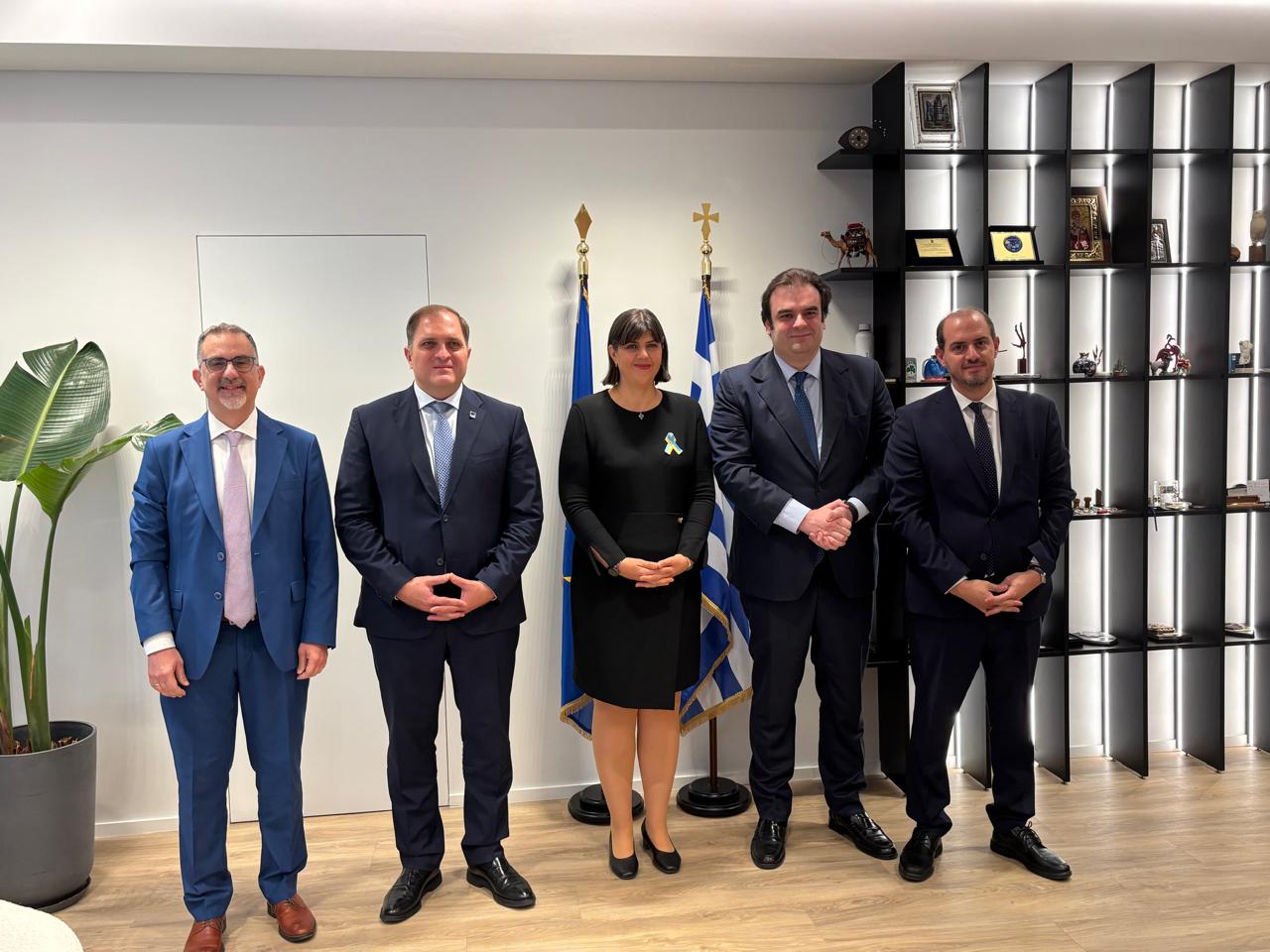 Κοβέσι: Στο μικροσκόπιο οι «τρύπες» στα ελληνικά τελωνεία 1 Κοβέσι: Στο μικροσκόπιο οι «τρύπες» στα ελληνικά τελωνεία