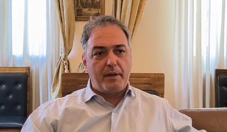Κοζάνη: Η κριτική της «Χύτρας» στον Κ. Βόμβα και οι ευθύνες Κοκκαλιάρη