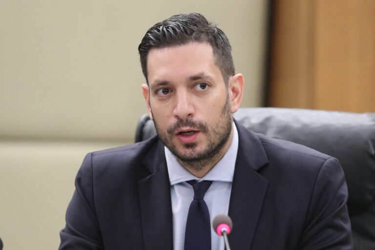 Κυρανάκης: Με τα συστήματα σε λειτουργία δεν μπορούν να ξανασυγκρουστούν τρένα
