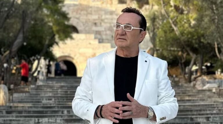 Λευτέρης Πανταζής: Εξήγησε ότι φίλτρο άλλαξε κατά λάθος την εμφάνισή του