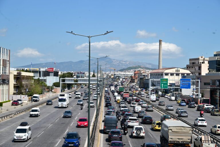 Νέο αυτοματοποιημένο σύστημα για πινακίδες κυκλοφορίας σε διαβούλευση