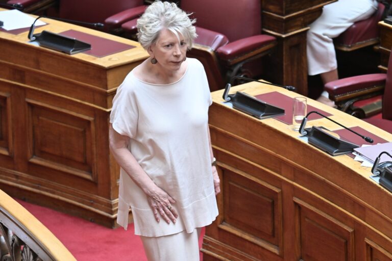 Ολοκληρώθηκε η μυστική ψηφοφορία για την Έλενα Ακρίτα στη Βουλή