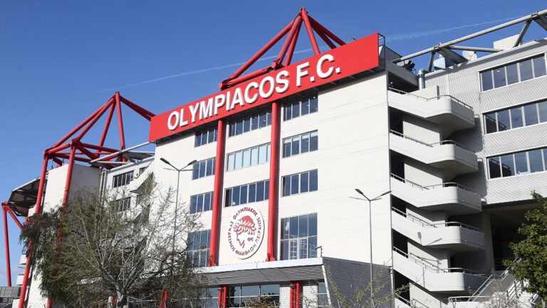 Ολυμπιακός: Διαψεύδει τα μεταγραφικά σενάρια για Πουέρτας και Βάργκας