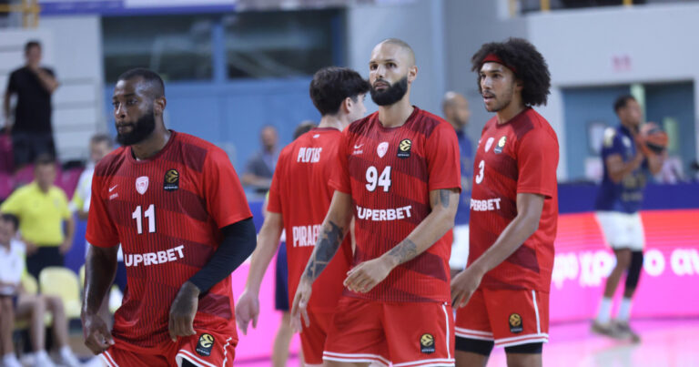 Ολυμπιακός: Με το χρυσό badge της Euroleague στη νέα του φανέλα
