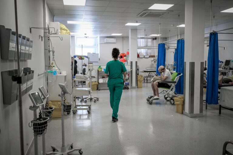 ΠΟΕΔΗΝ και ΟΕΝΓΕ: Ανεπαρκείς οι εξαγγελίες στη ΔΕΘ για το ΕΣΥ