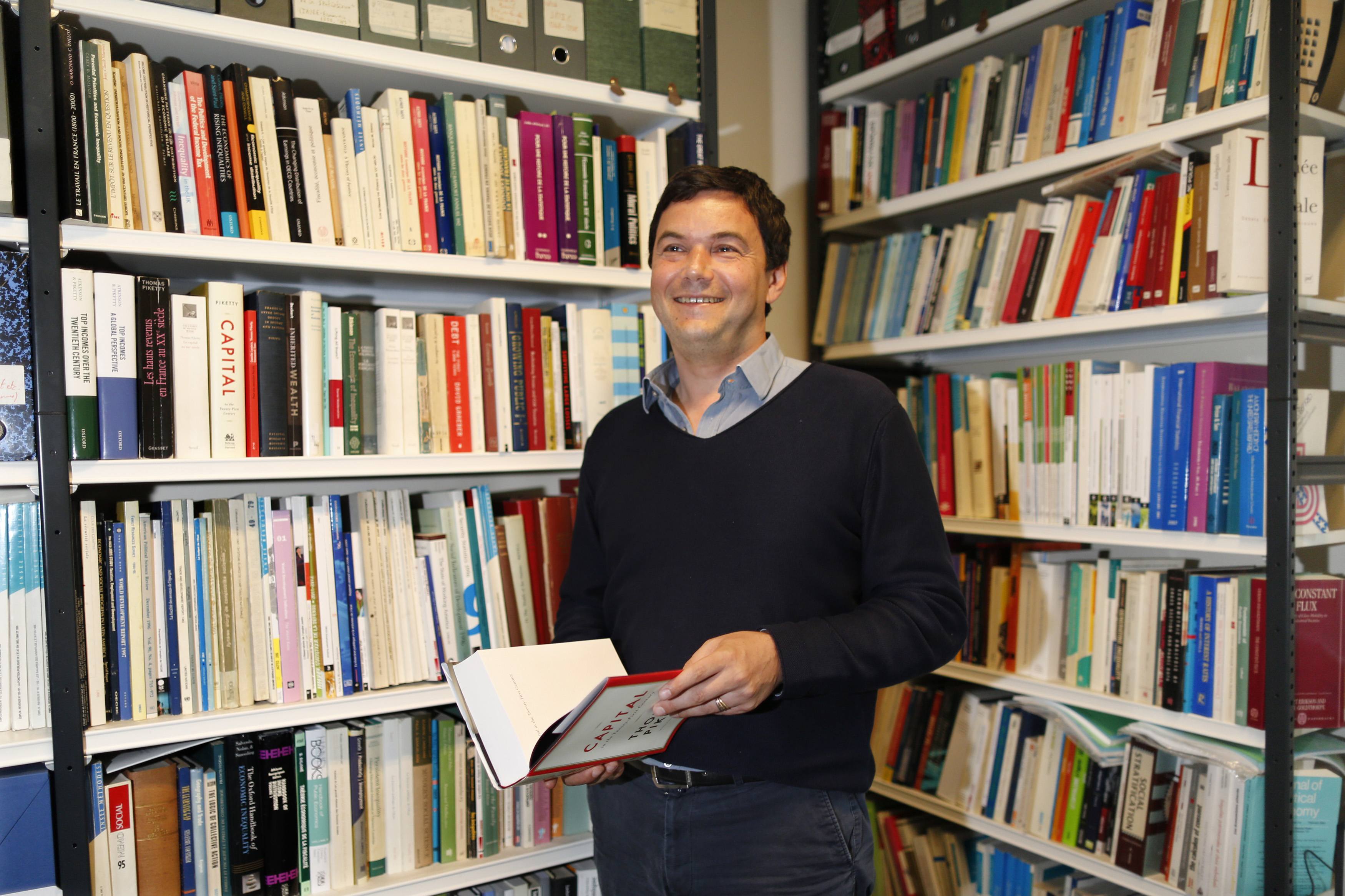 Τομά Πικετί: Κάθε φορά που ένα κόμμα πιέζει για ισότητα και αναδιανομή, κάποια ελίτ προσπαθεί να το παρουσιάσει ως λαϊκιστικό 1 Τομά Πικετί: Κάθε φορά που ένα κόμμα πιέζει για ισότητα και αναδιανομή, κάποια ελίτ προσπαθεί να το παρουσιάσει ως λαϊκιστικό