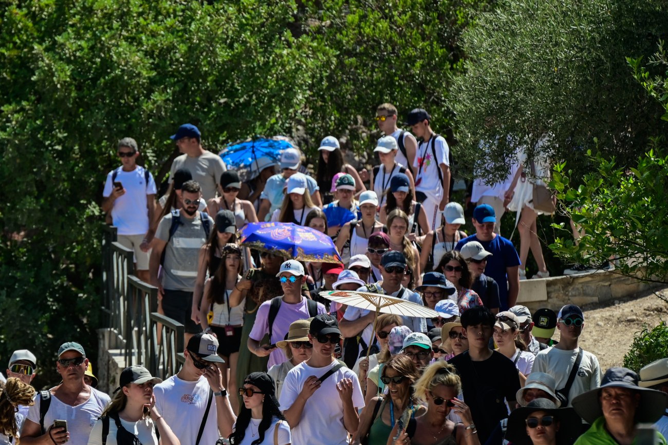 Υπερτουρισμός: Ασφυκτιούν ιστορικές συνοικίες της Αθήνας 1 Υπερτουρισμός: Ασφυκτιούν ιστορικές συνοικίες της Αθήνας