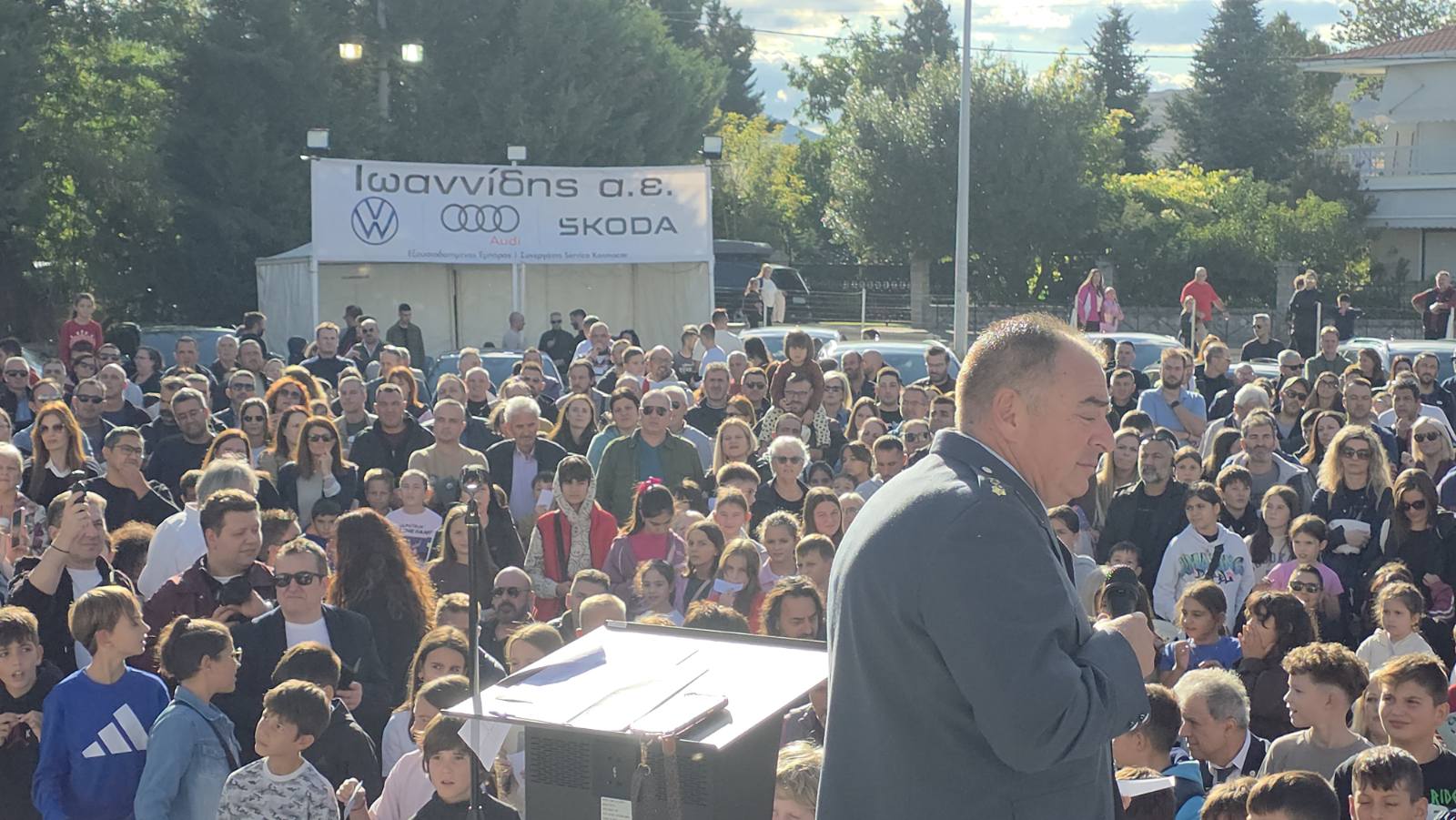 Κοζάνη: Πλήθος κόσμου στη δράση της Τροχαίας στα Κοίλα με κλήρωση 70 ποδηλάτων 4 Ενημερωτικό περίπτερο της Τροχαίας