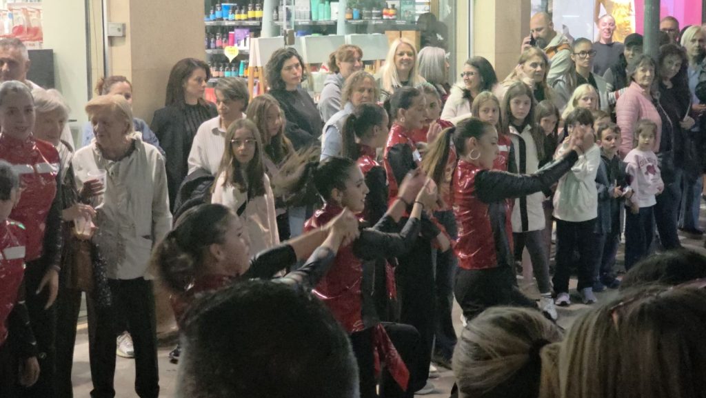 Μουσική και δημιουργία στη Μακεδονομάχων