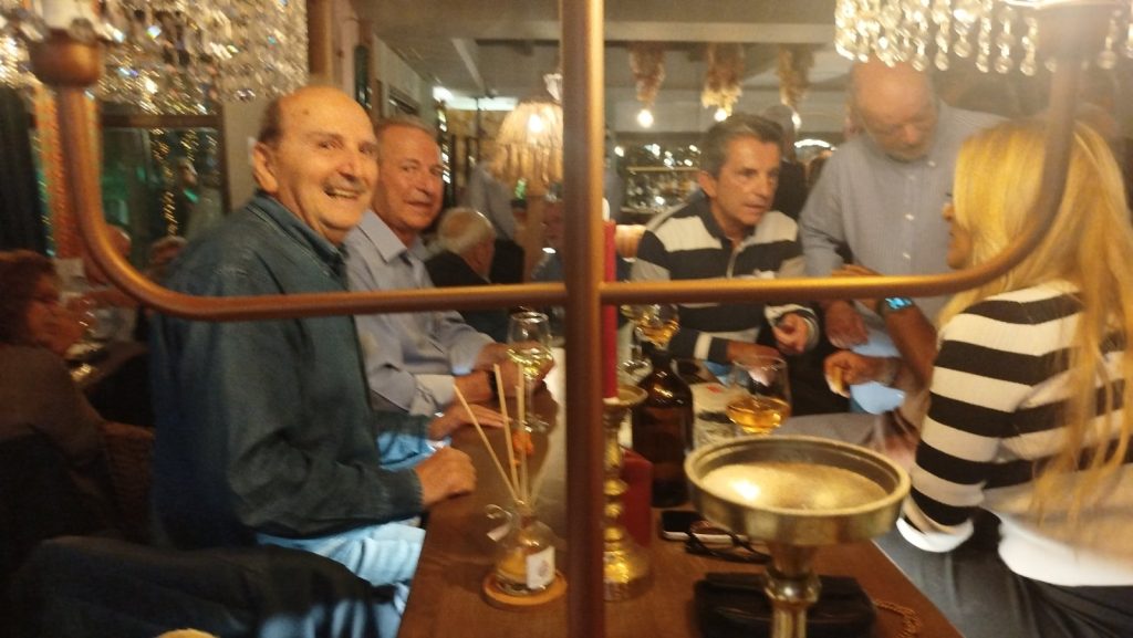 Κοζάνη: Απόφοιτοι του 1976 ξανασυναντήθηκαν 50 χρόνια μετά στο «Δέκα»